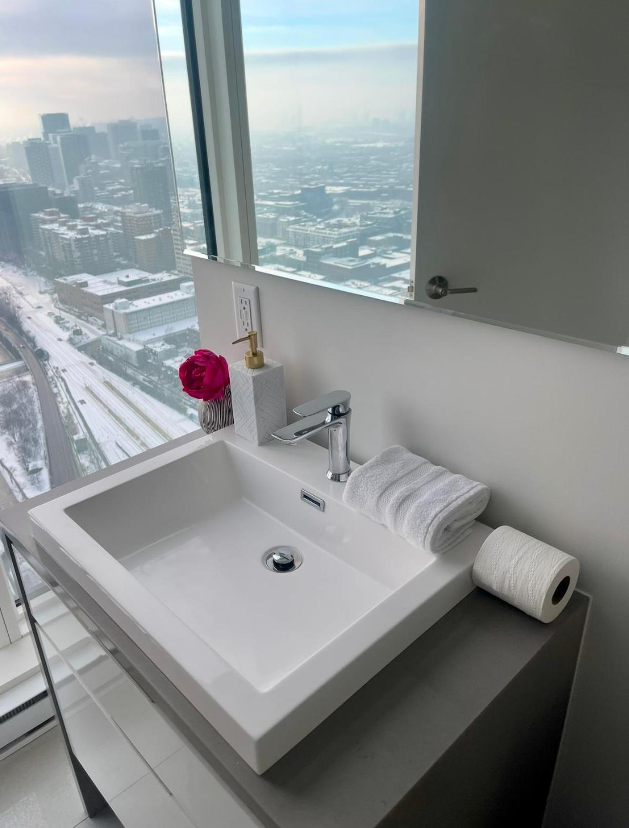 Spectacular Skyline Views - Downtown Montreal - Luxury Condo & Penthouse Montréal Quarto foto